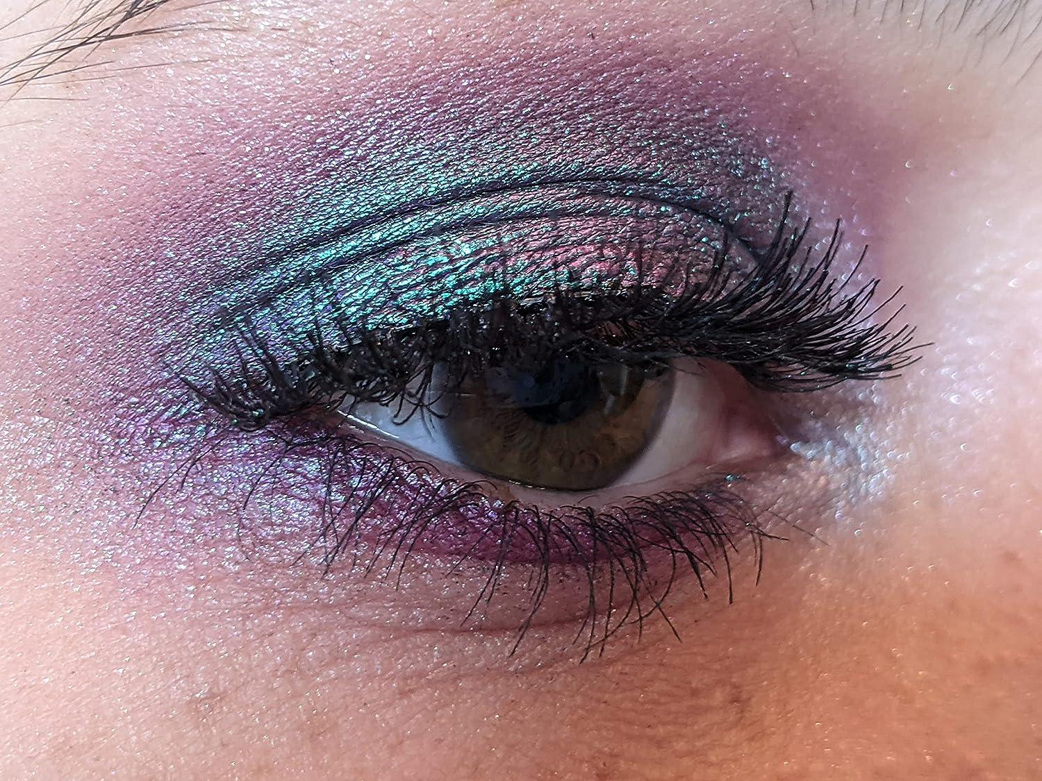 Giselle Cosmetics Magenta Eyeshadow: A Bold Beauty Guide | Influencers ...